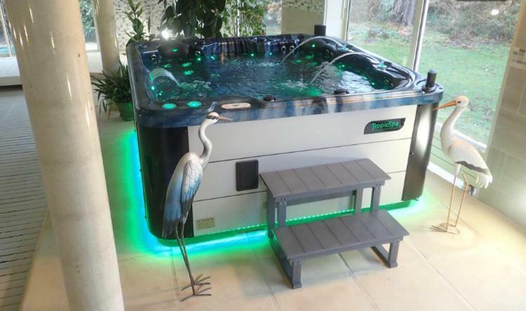 Au Charme du Lac Piscine&Spa 2 Forges-les-Eaux Extérieur photo